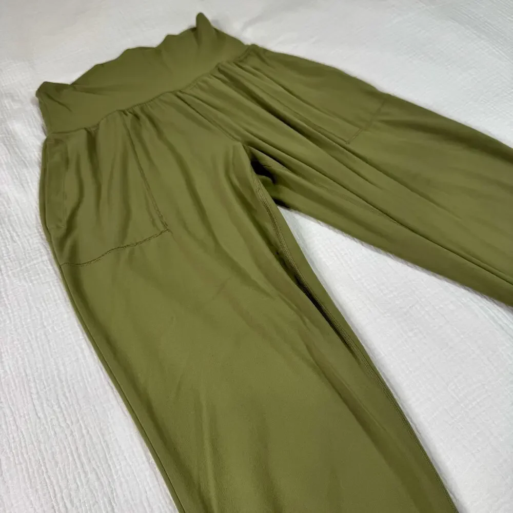 Athleta Salutation Cargo Jogger Pants Women's XS Olive Green Athleisure Pilates - Picture 5 of 16